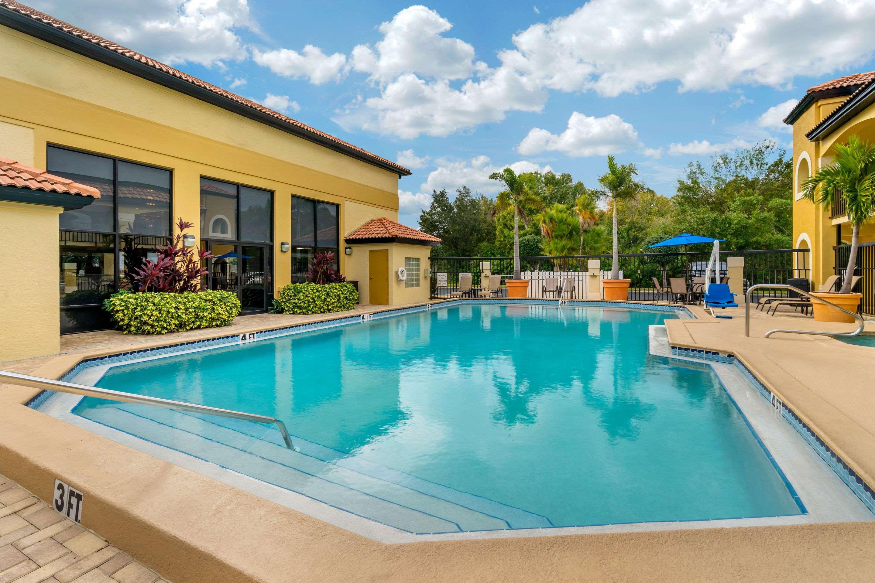 Comfort Inn Sun City Center - Ruskin - Tampa South Extérieur photo